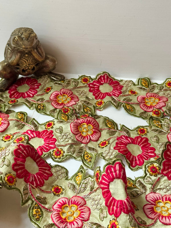 Embroidered Trim - Rosie Trellis