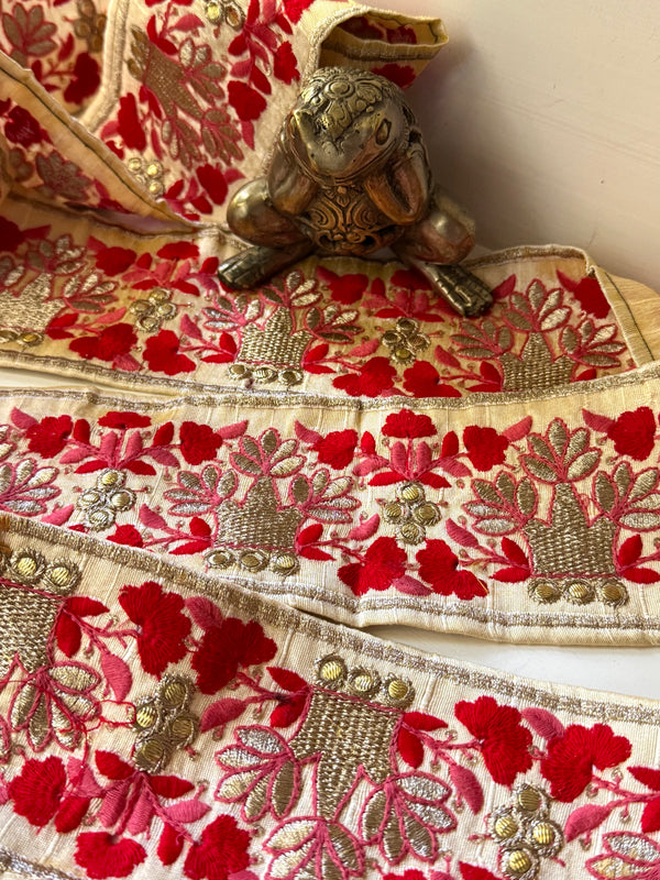 Embroidered Trim - Floral Folklore
