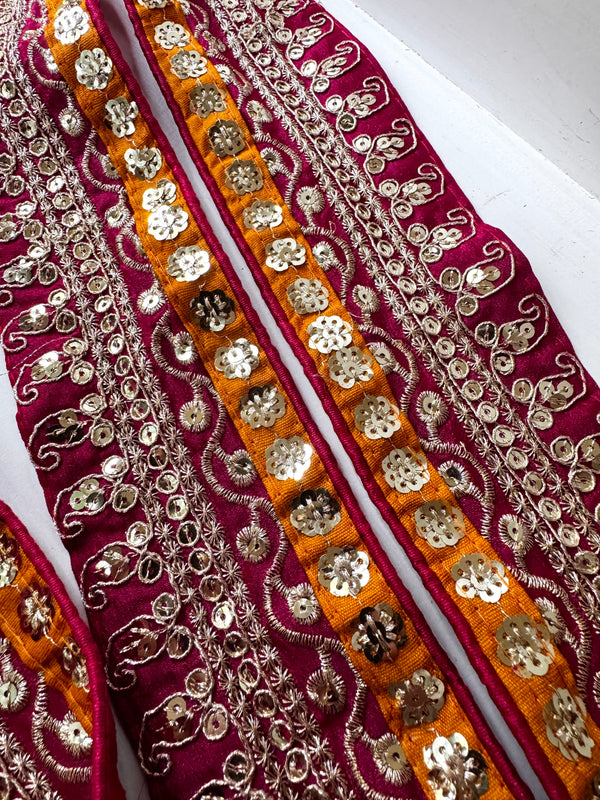 Embroidered Trim - Fuchsia Dancer